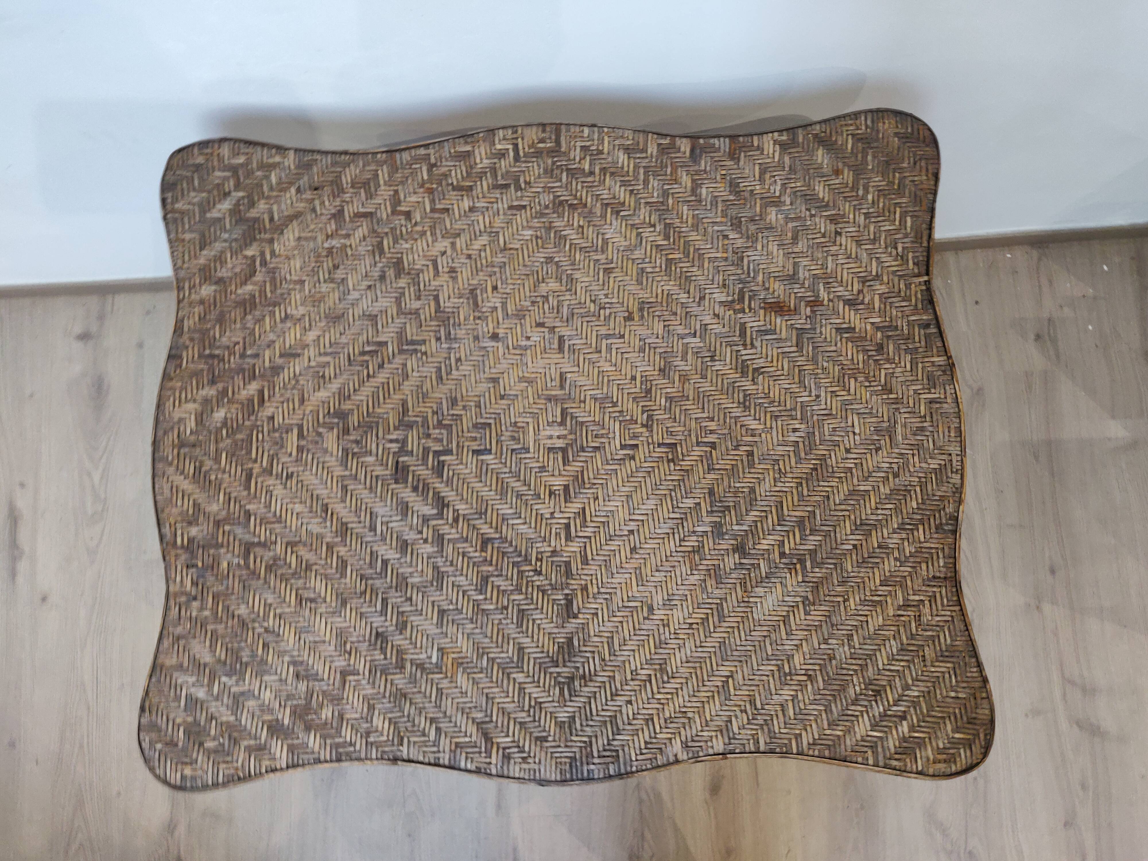Table en rotin et bambou vintage