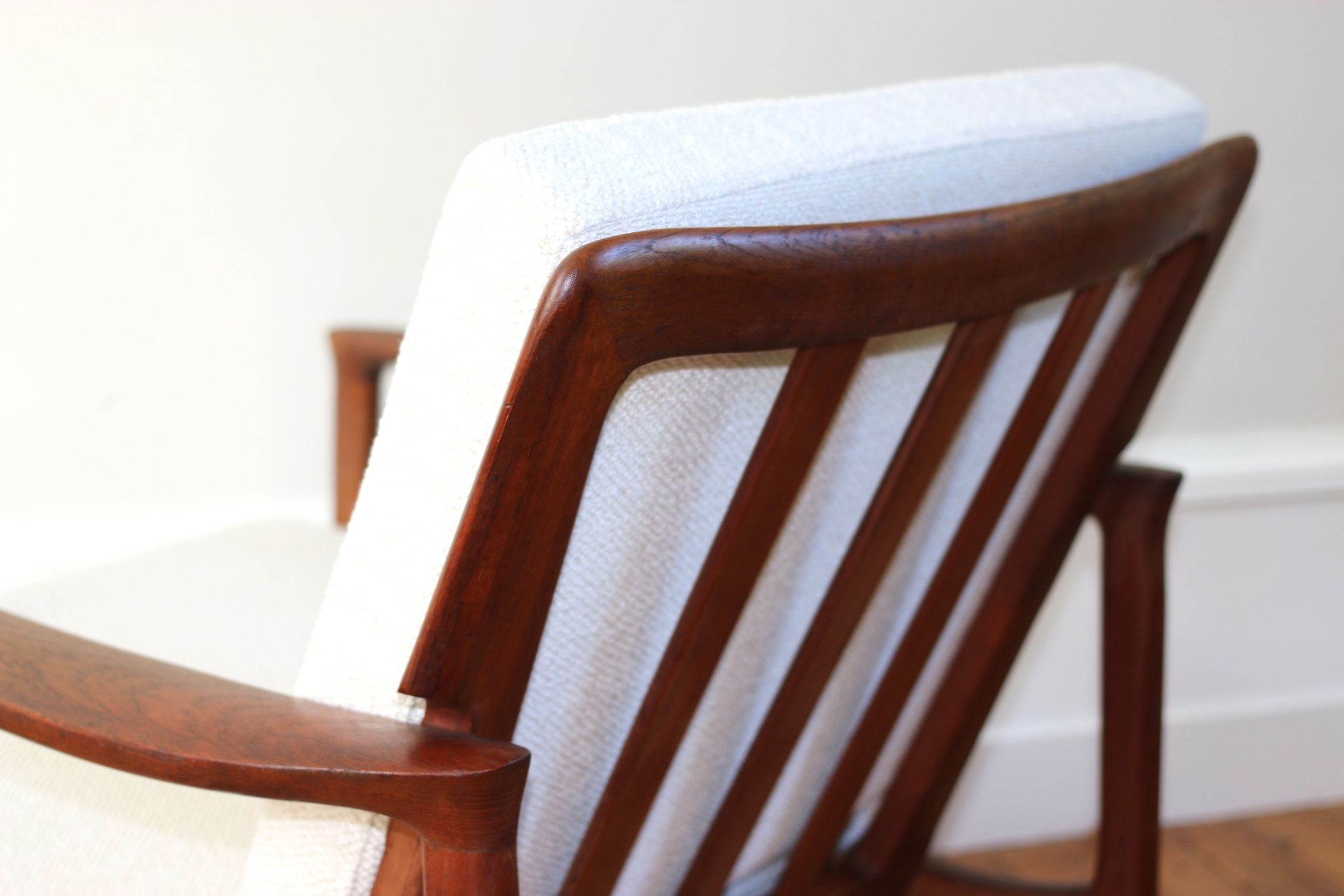 Pair of vintage Scandinavian teak armchairs from the 1960s.