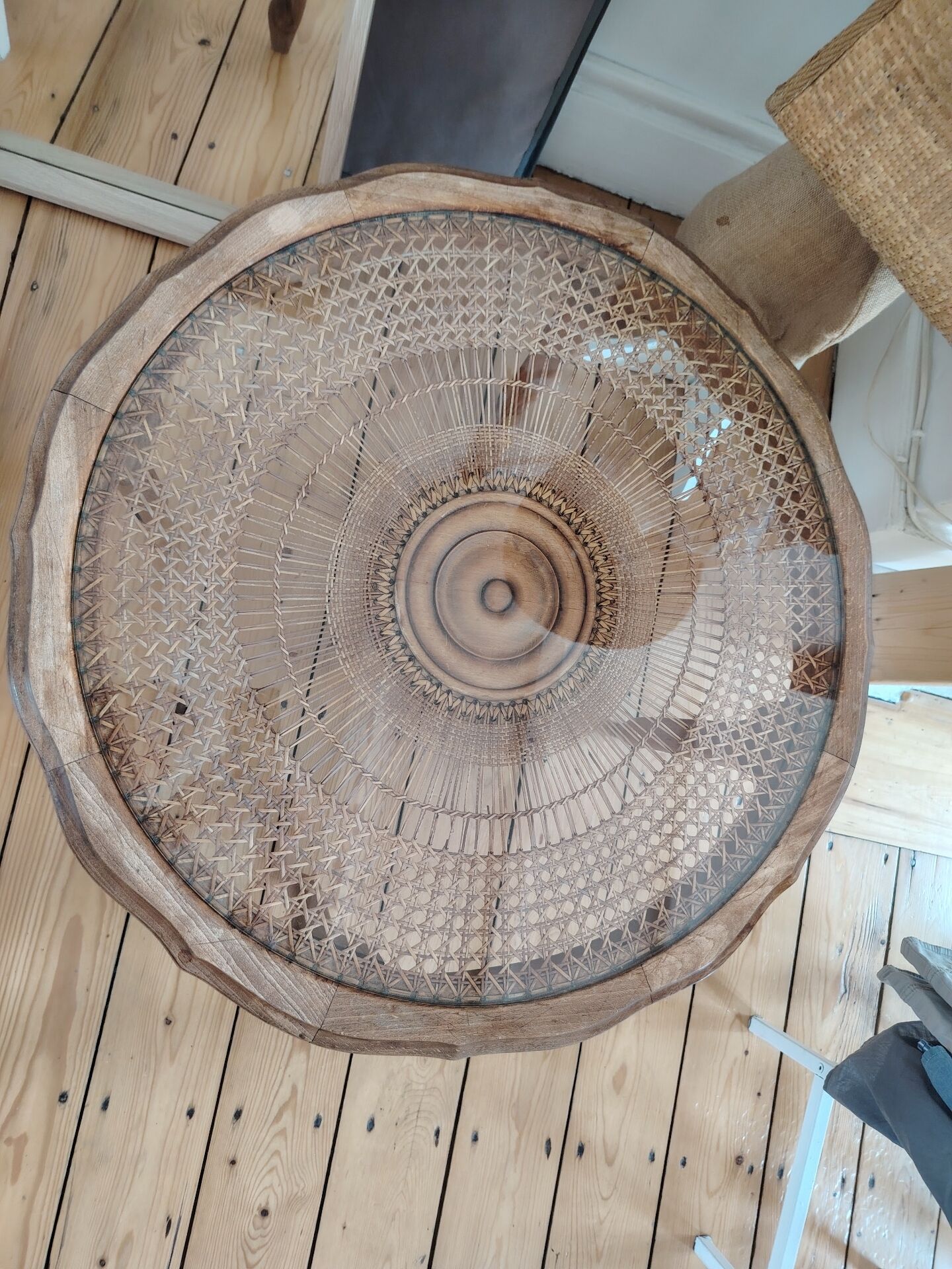 Vintage coffee table from the 1960s – Rattan top with a sunburst pattern
