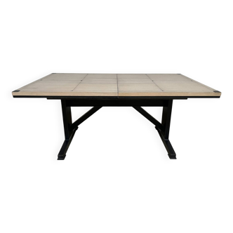 Loft table
