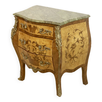Napoleon III period chest of drawers.