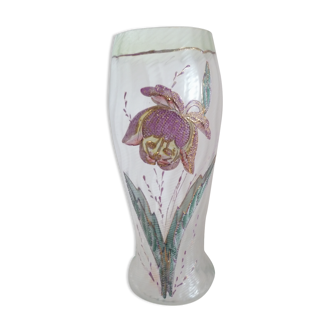 Vase en verre strille emaille décor floral d'une pivoine ancien