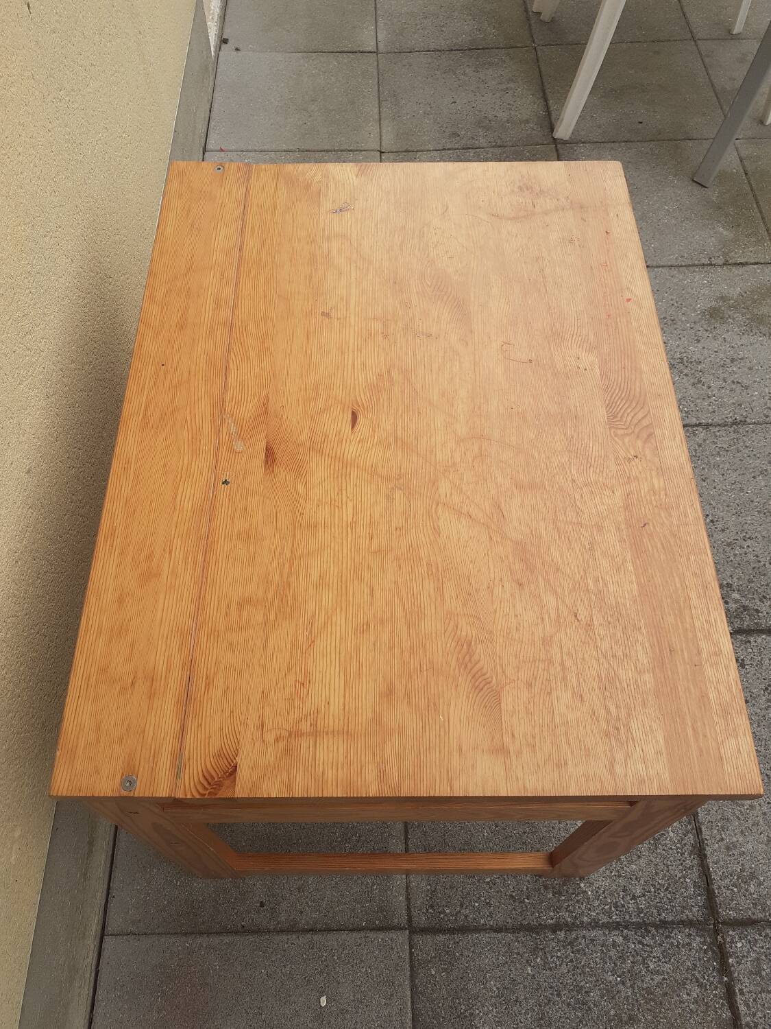 Pine children's desk