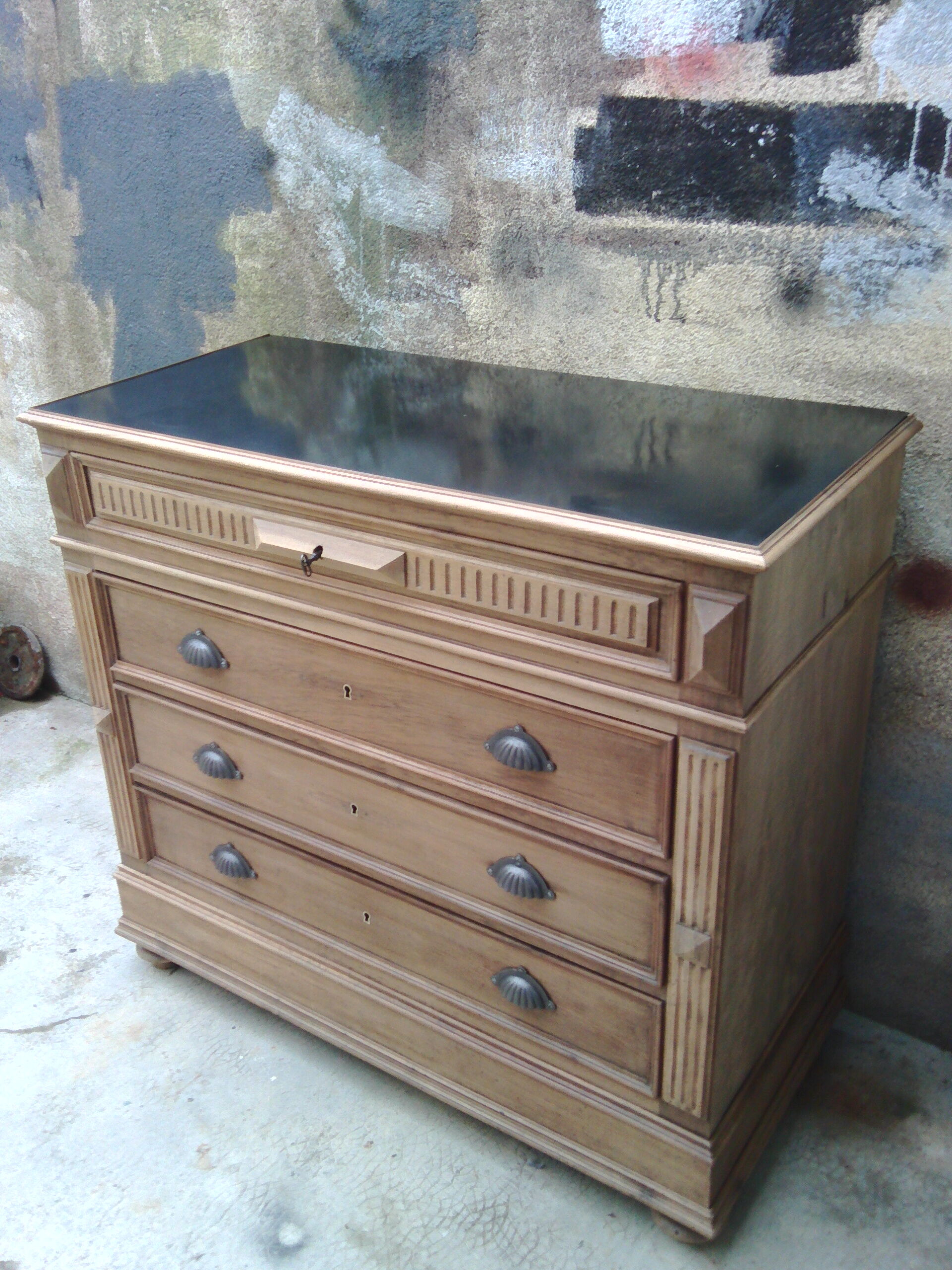 Ancient walnut dresser 1900