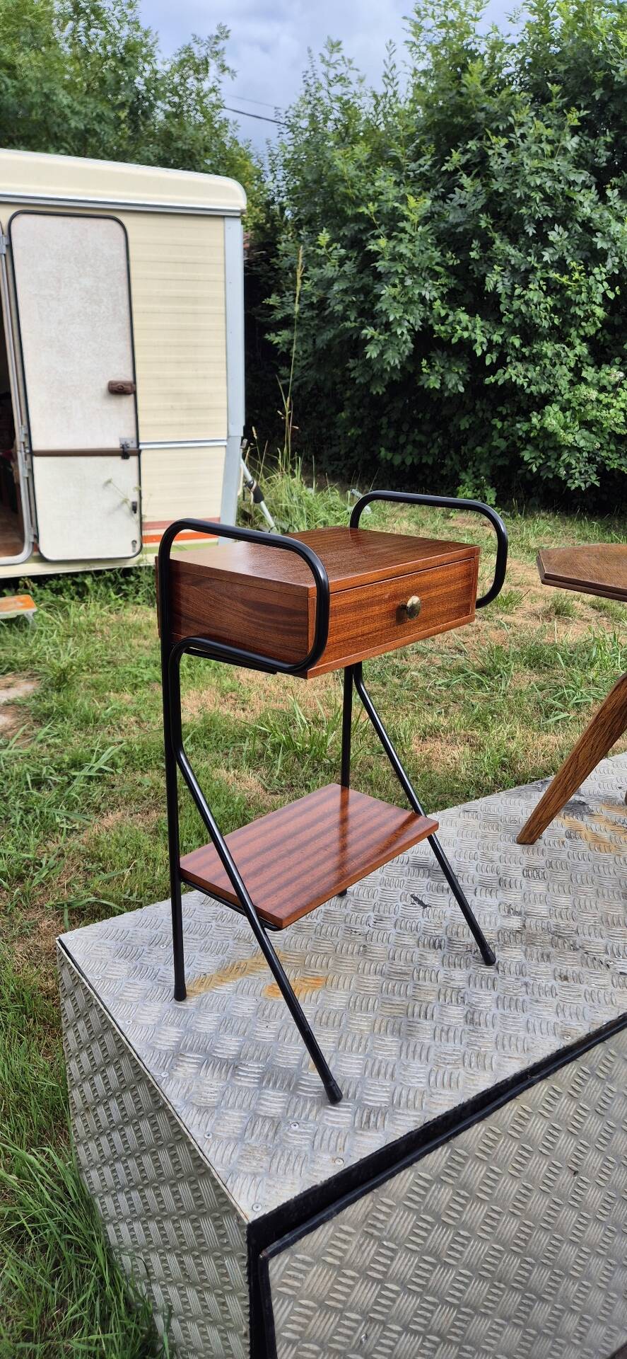 Table de chevet nuit vintage Jacques Hitier (Années 50)