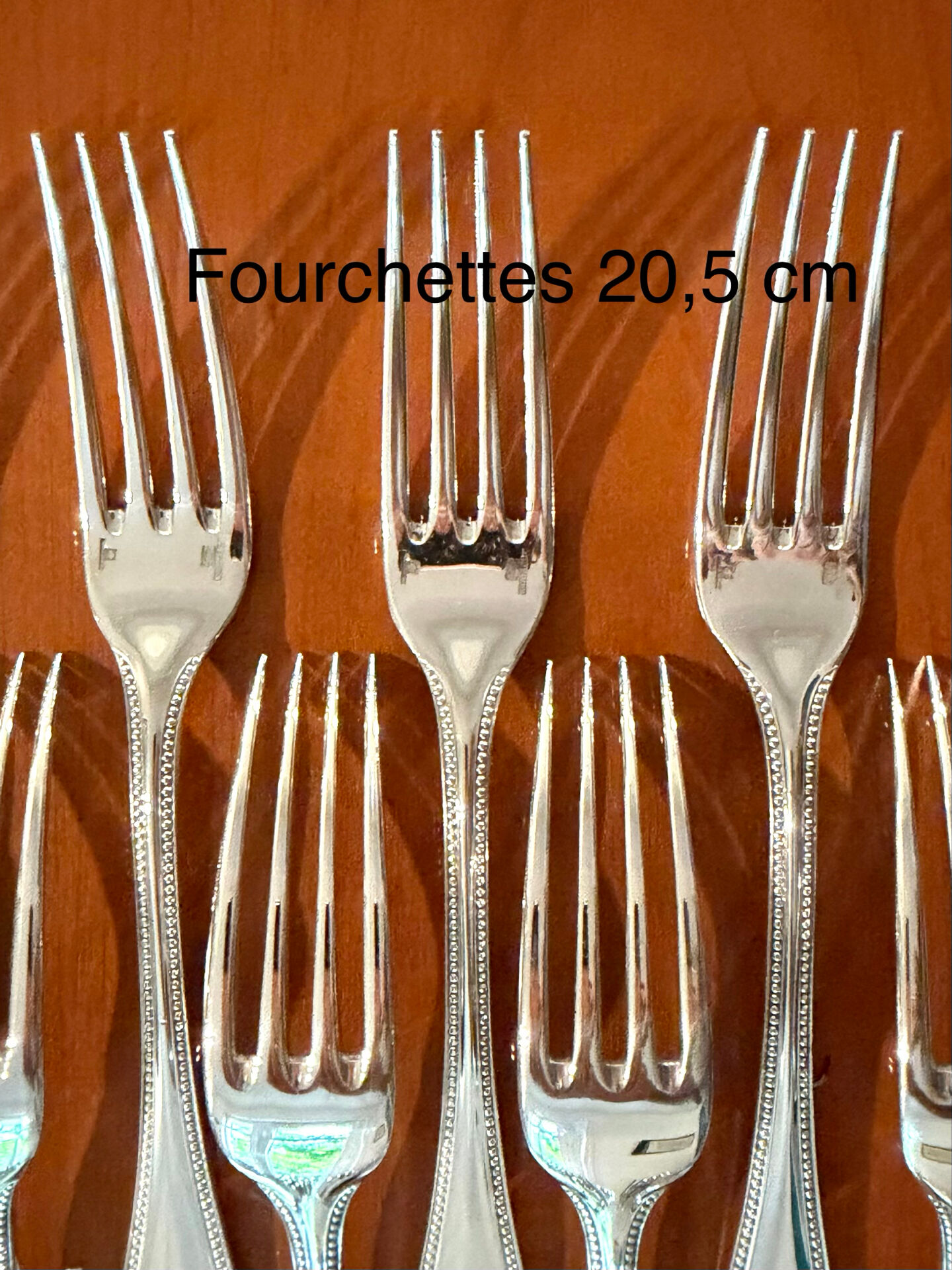 Christofle Perles, 72-piece cutlery set in silver-plated metal, excellent condition.