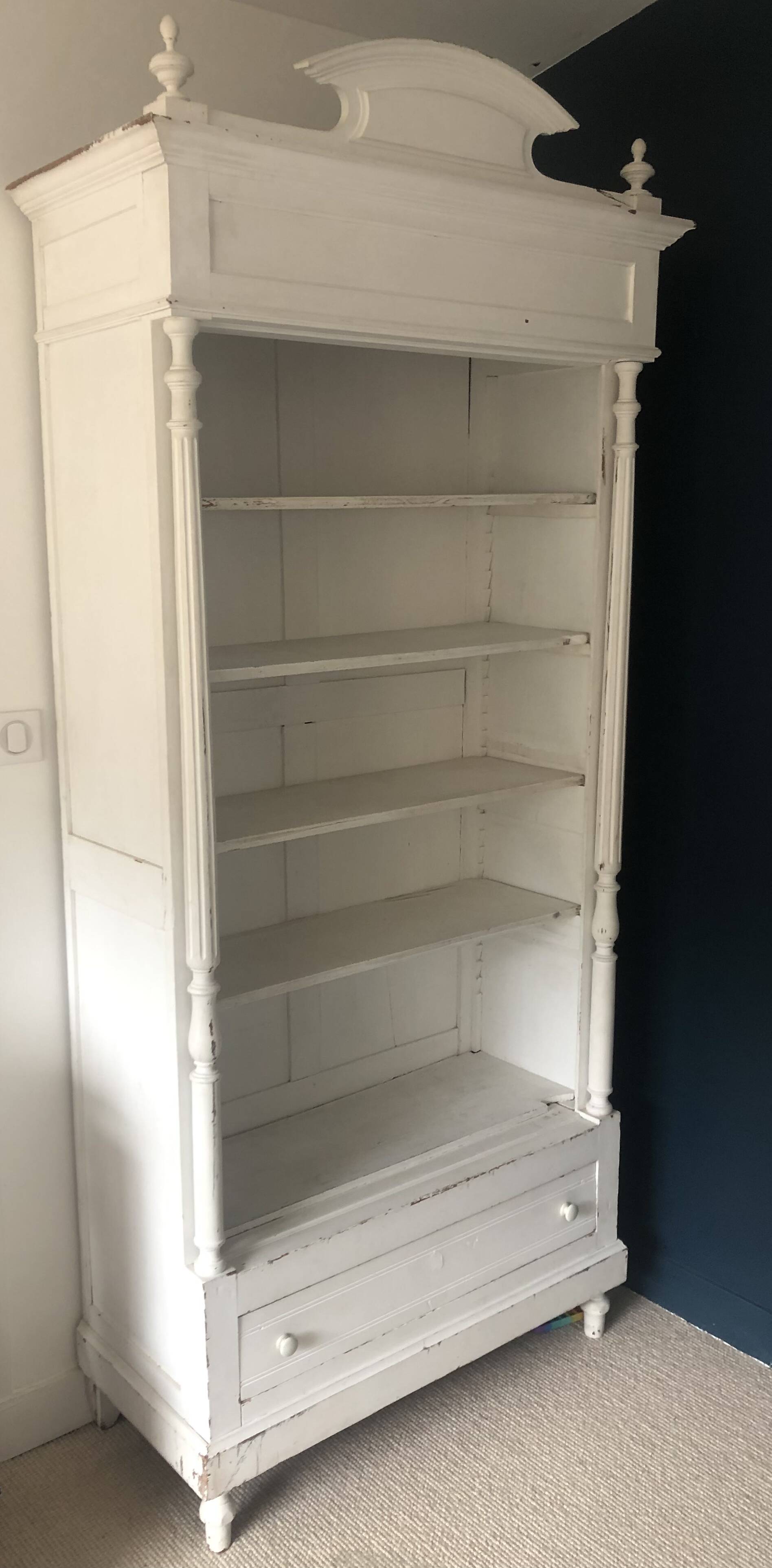 Parisian Cabinet/Library