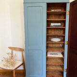 Parisian cabinet galvanizing blue