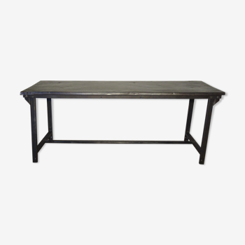Ancienne table militaire
