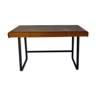 Desk Pegasus designer Tilla Goldberg for ClassiCon