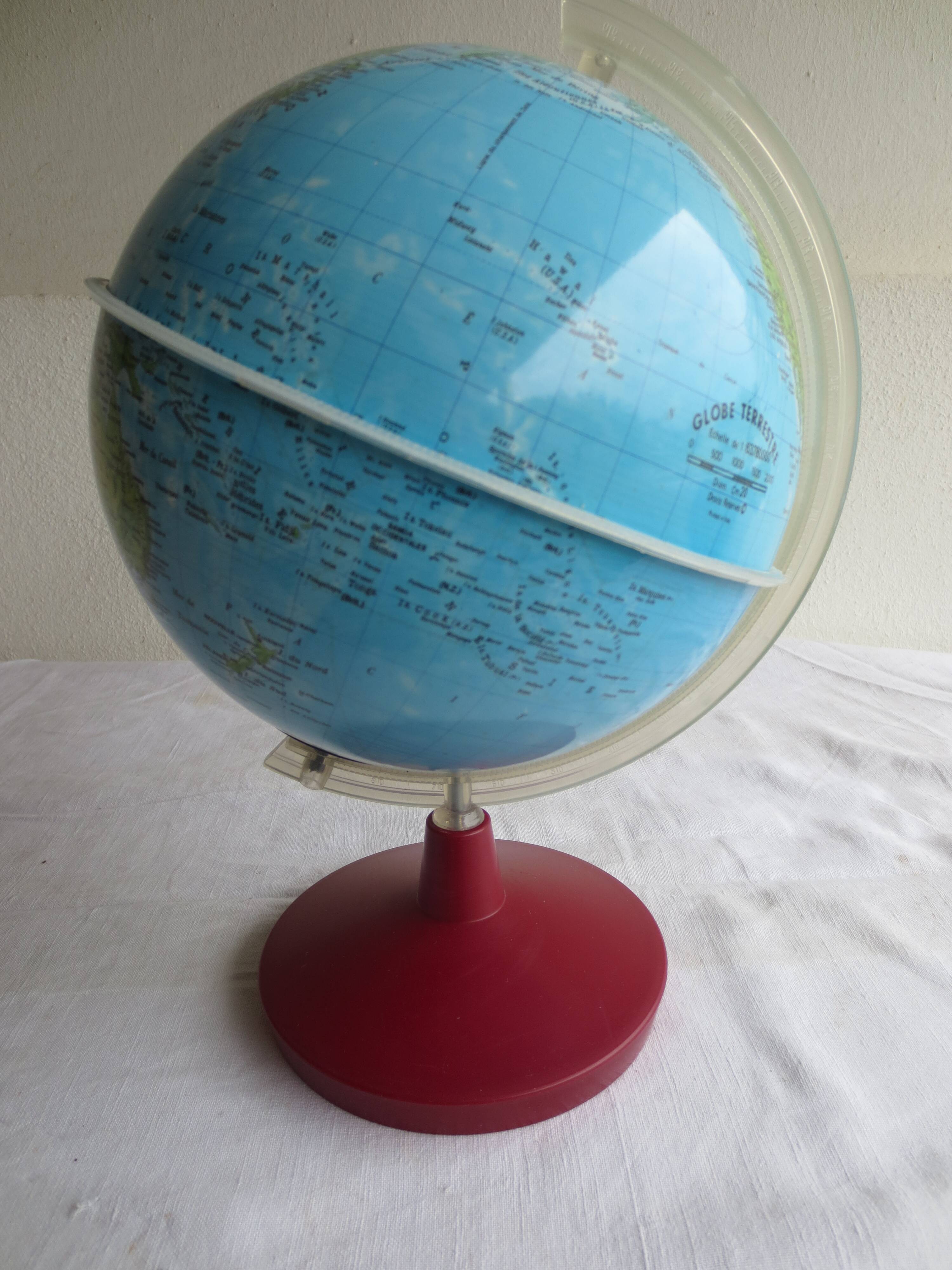 vintage world map, burgundy plastic base