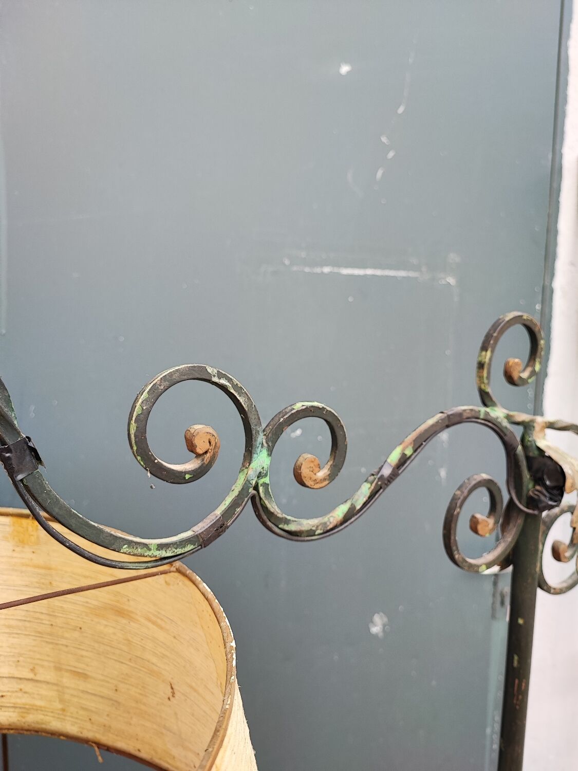 Lampadaire liseuse fer forgé