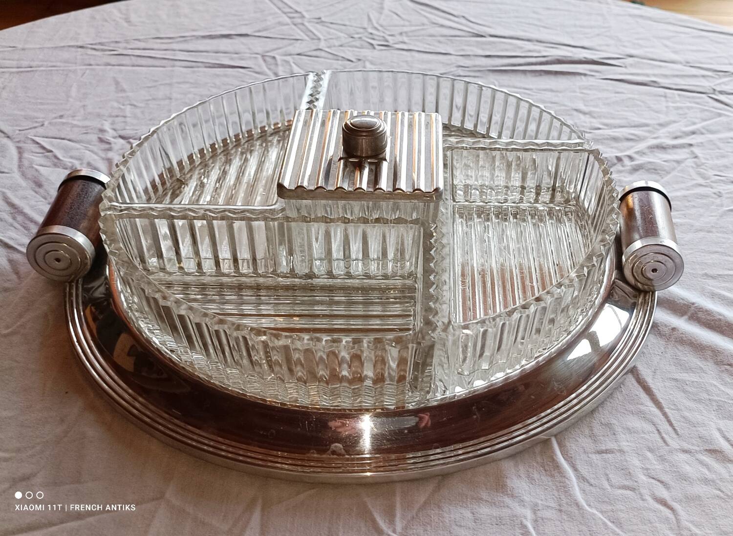 Art Deco 1930s silver-plated metal serving tray