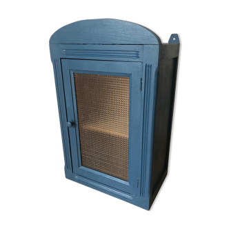 Wall cabinet