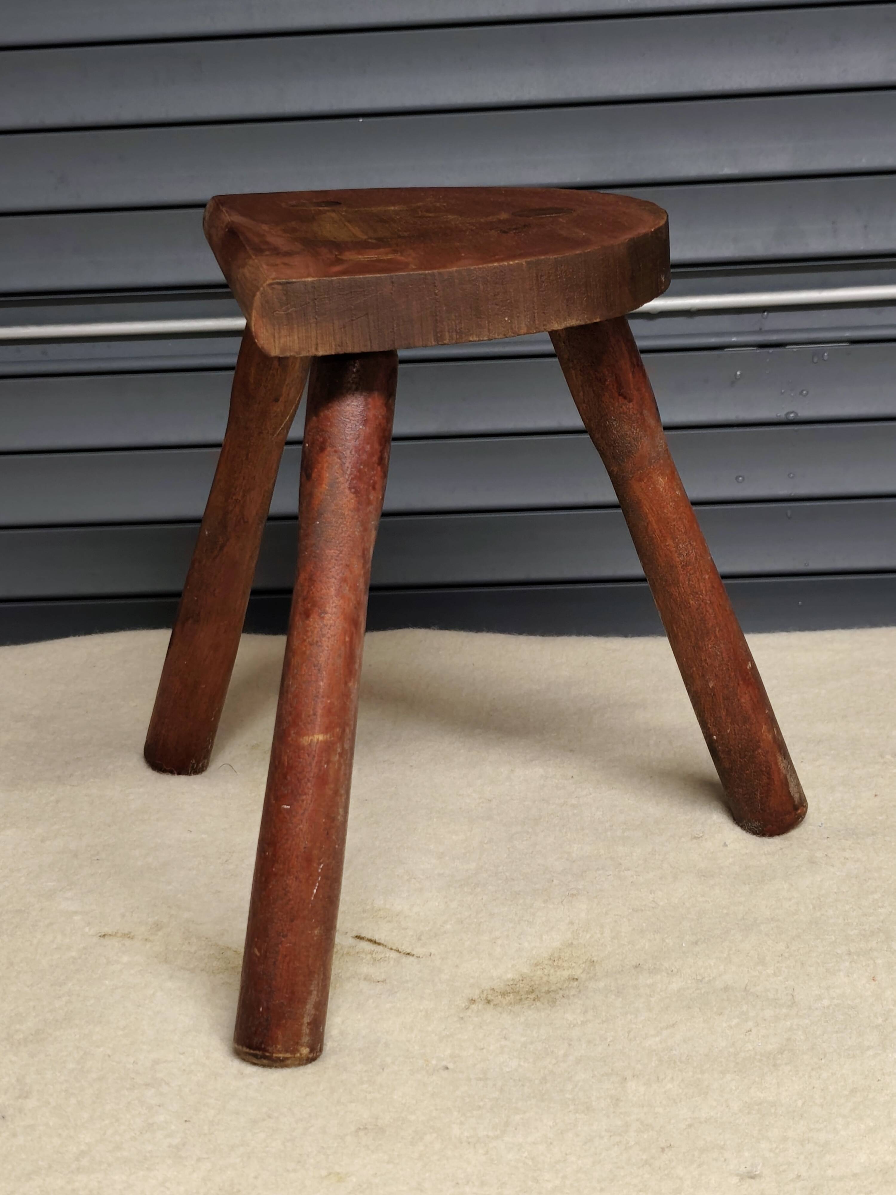 Tabouret de ferme vintage