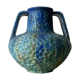 Blue amphora vase dyed nympheas