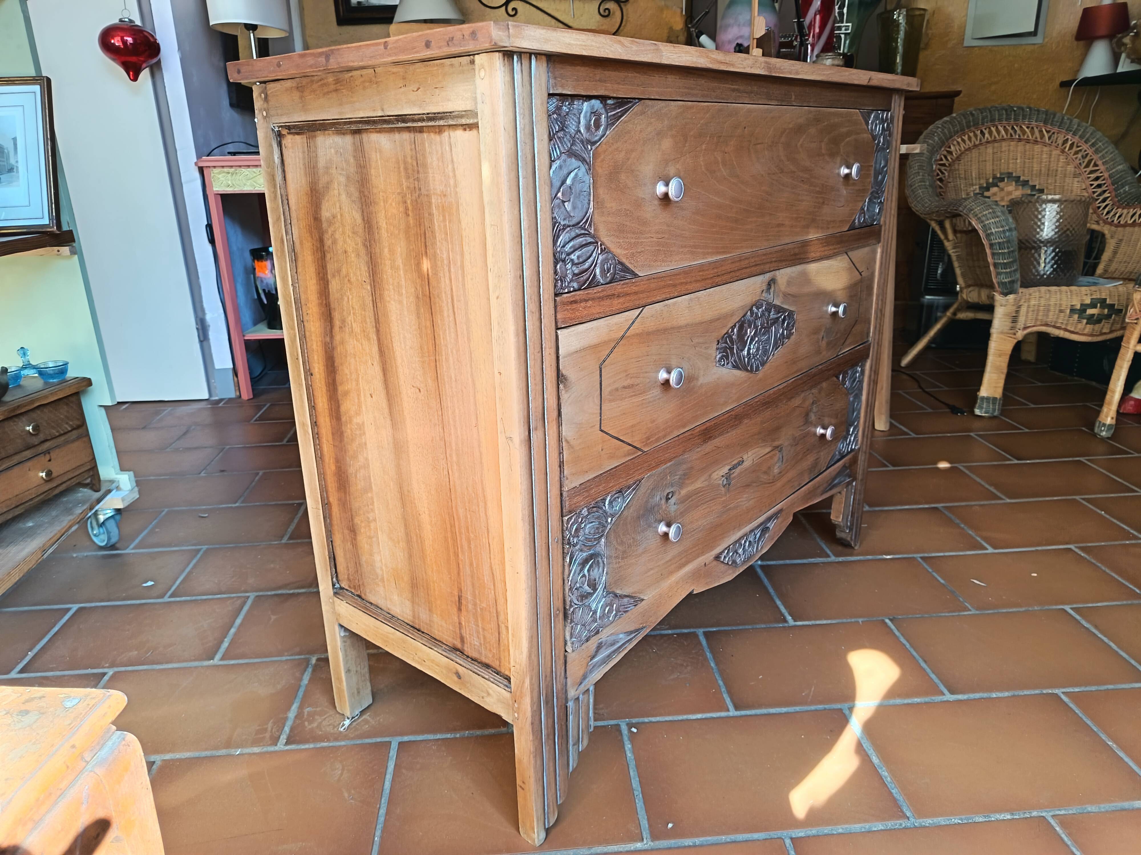 Art Deco chest of drawers