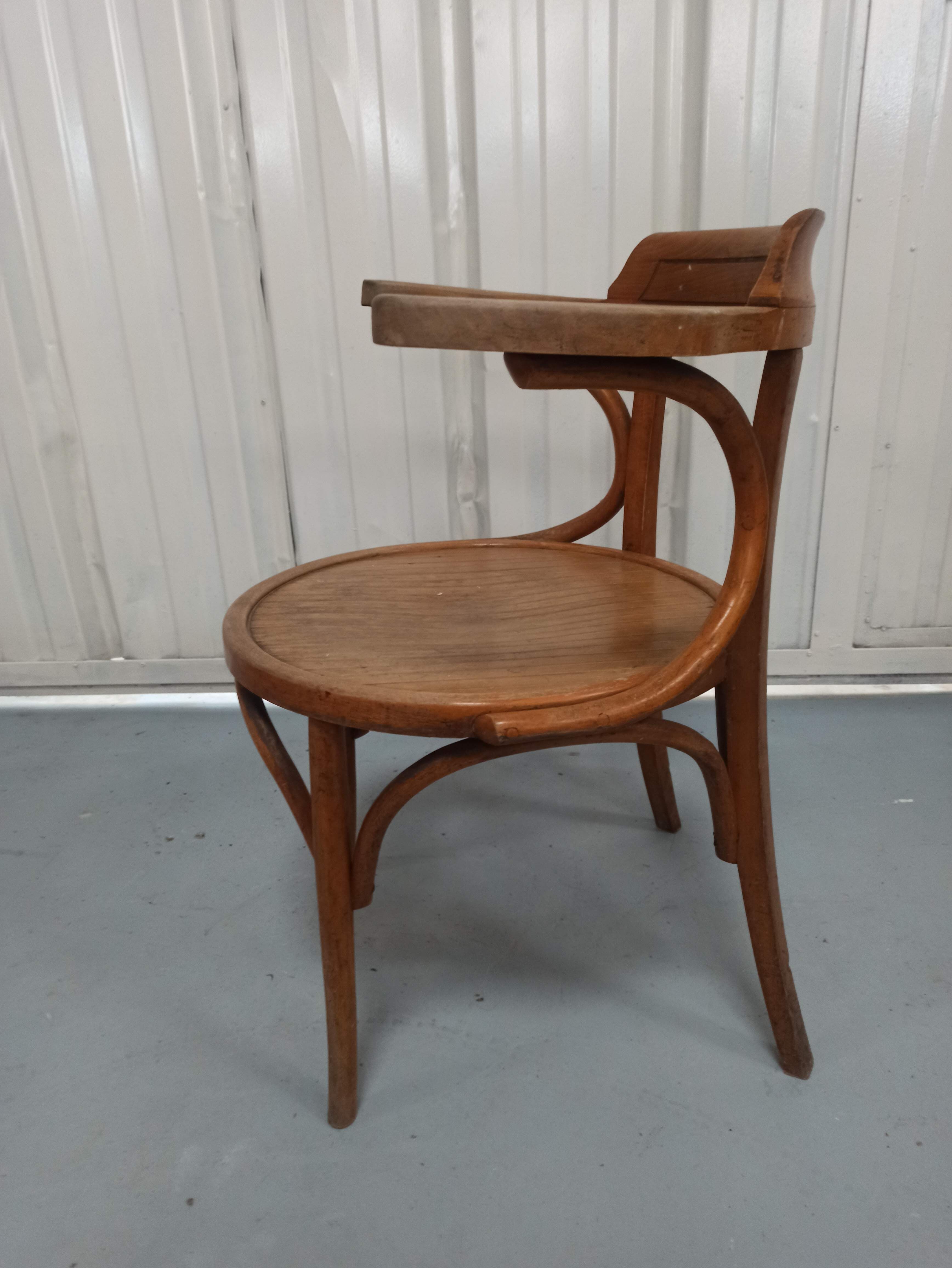 Fauteuil de bureau en bois courbé ... gout Fischel