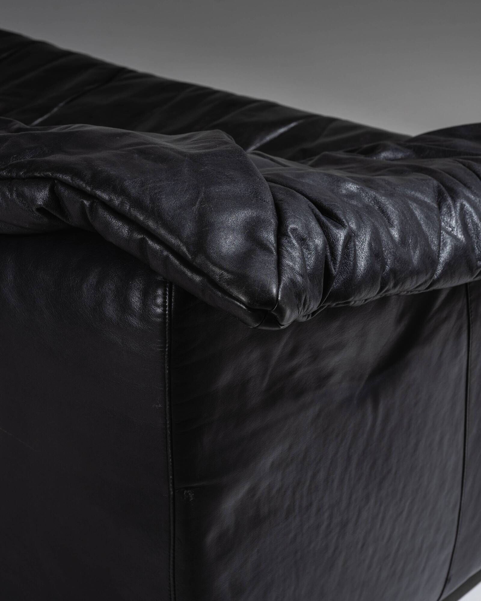 Pair of Flou Flou sofas, Donato D'Urbino & Paolo Lomazzi