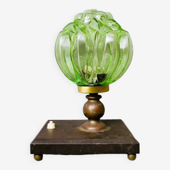 Lampe de bureau Art Déco en verre vert sur socle en bakélite