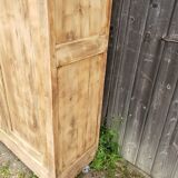 Parisian wardrobe wood in the rough "skirts"