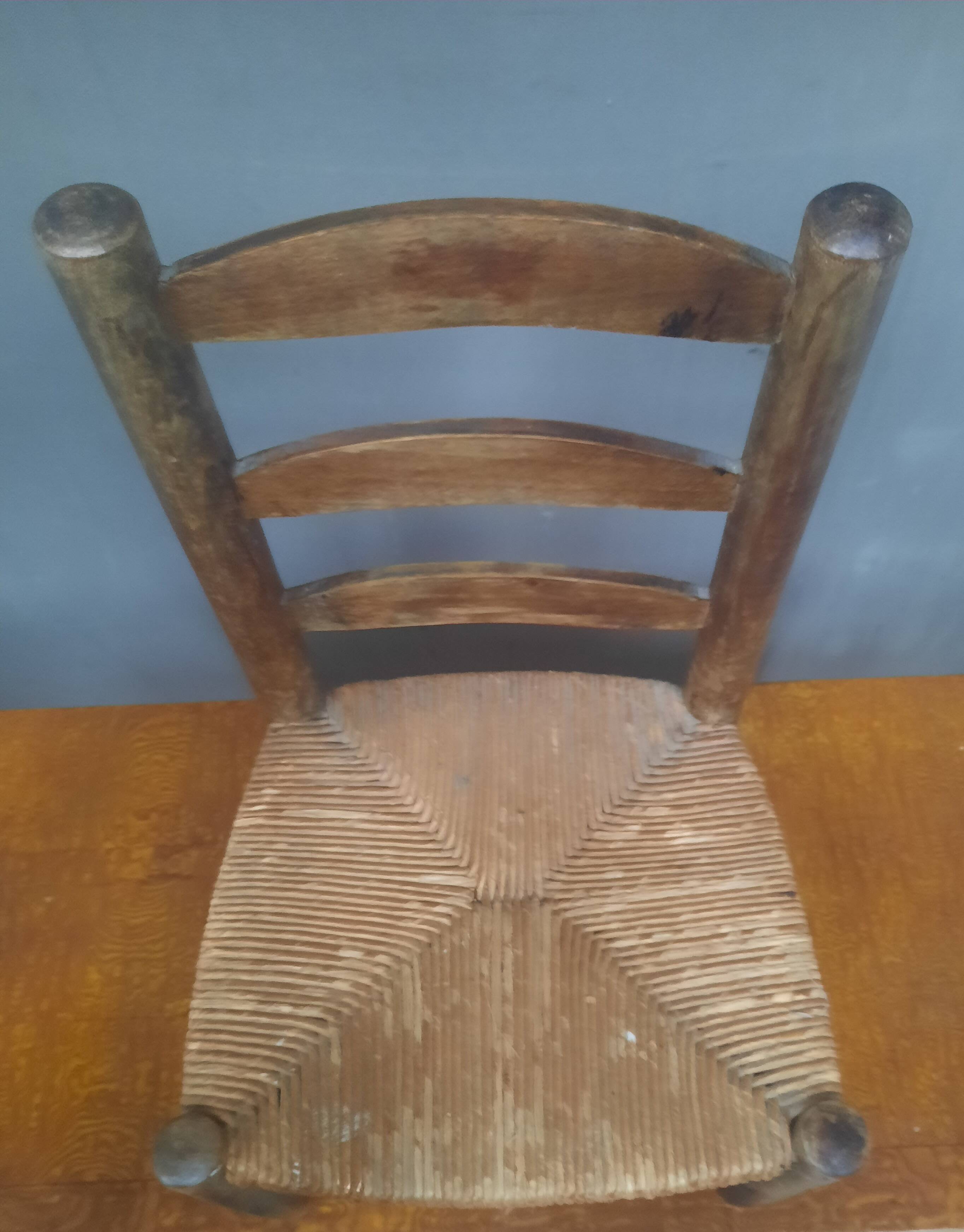 Straw children's chair