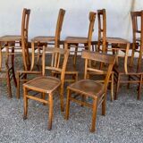 Lot de 16 anciennes chaises bistrot art deco des annees 1930 en bois clair