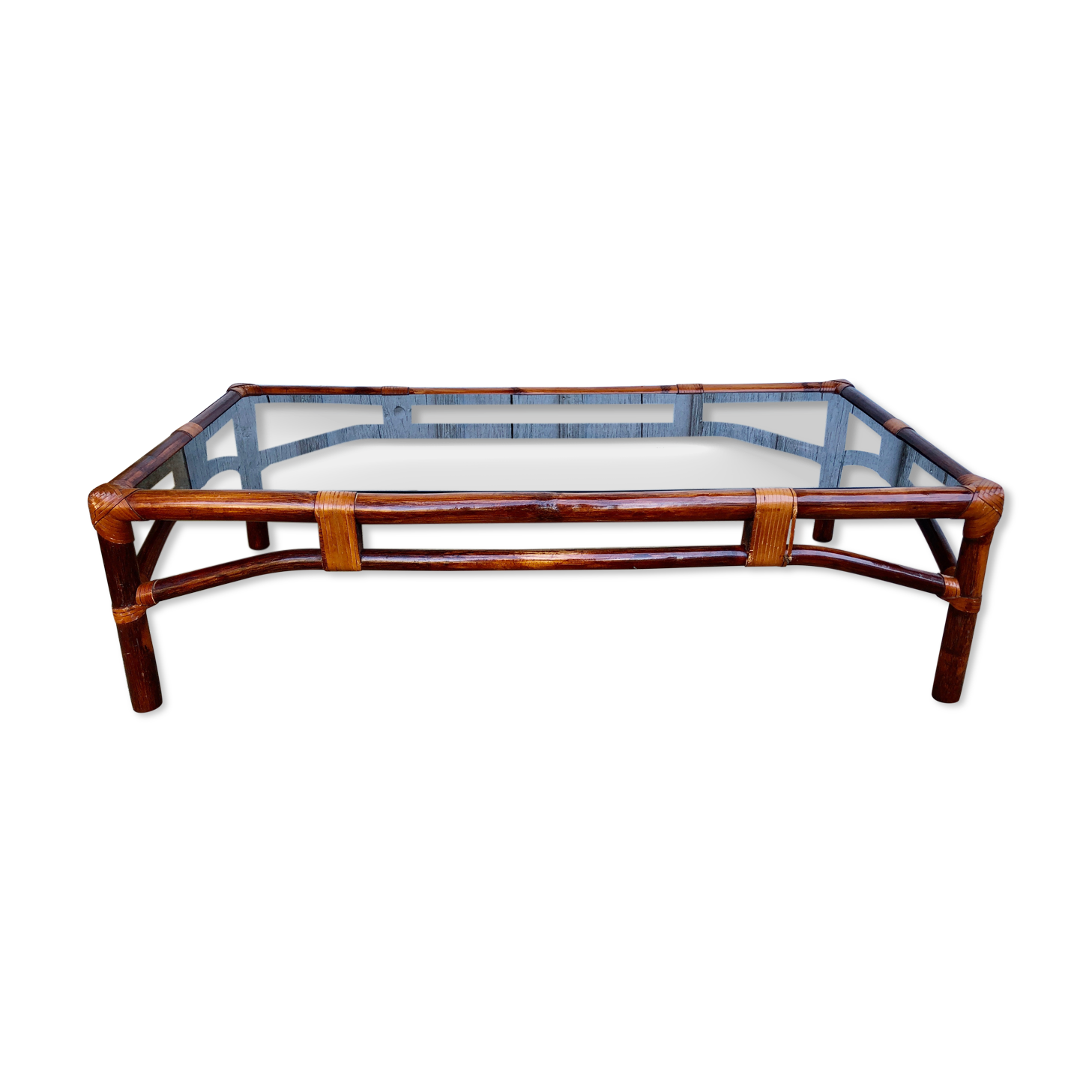 Table basse maugrion bambou, verre et cuir