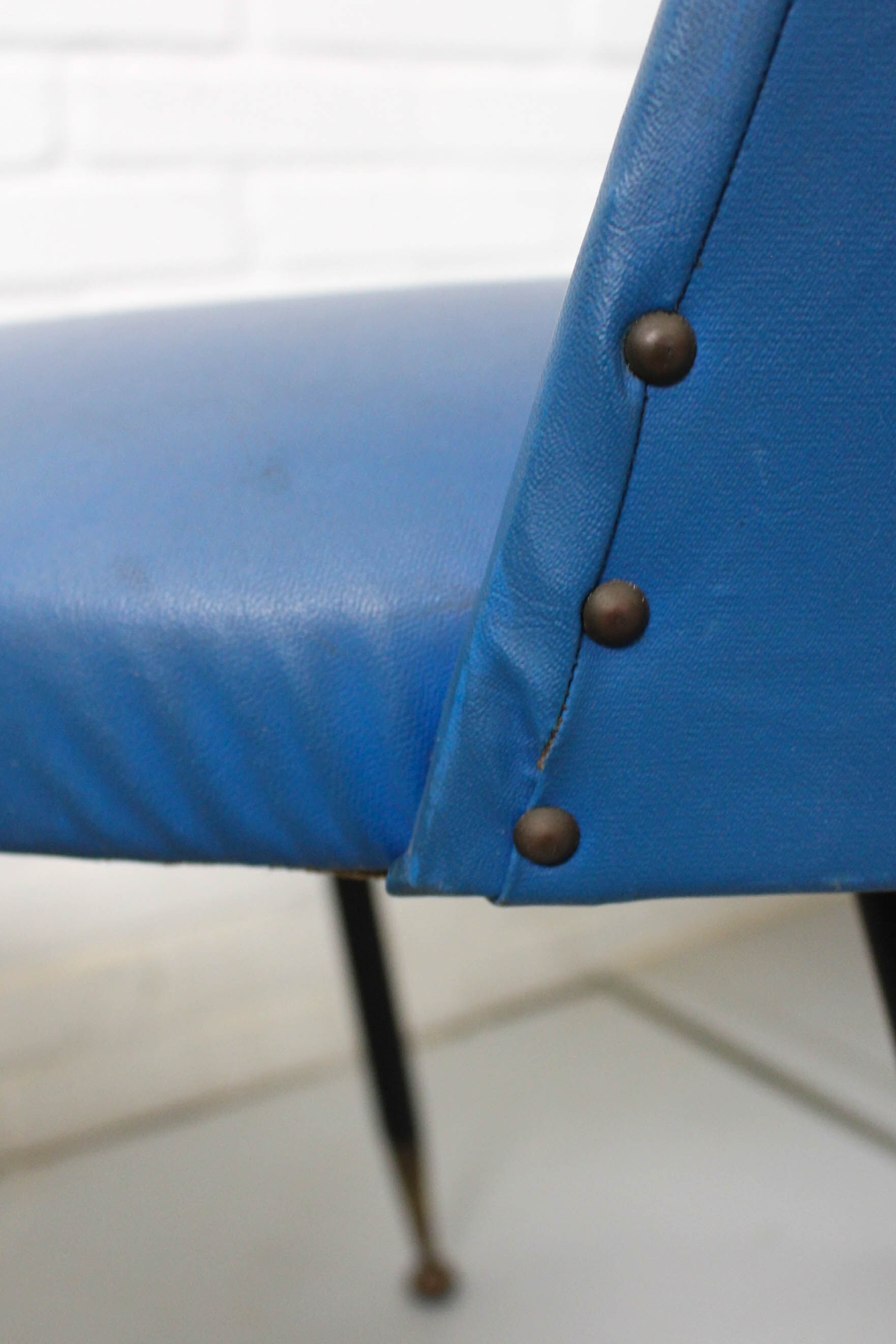 Set of 4 italian dining chairs with brass feet, 1950s