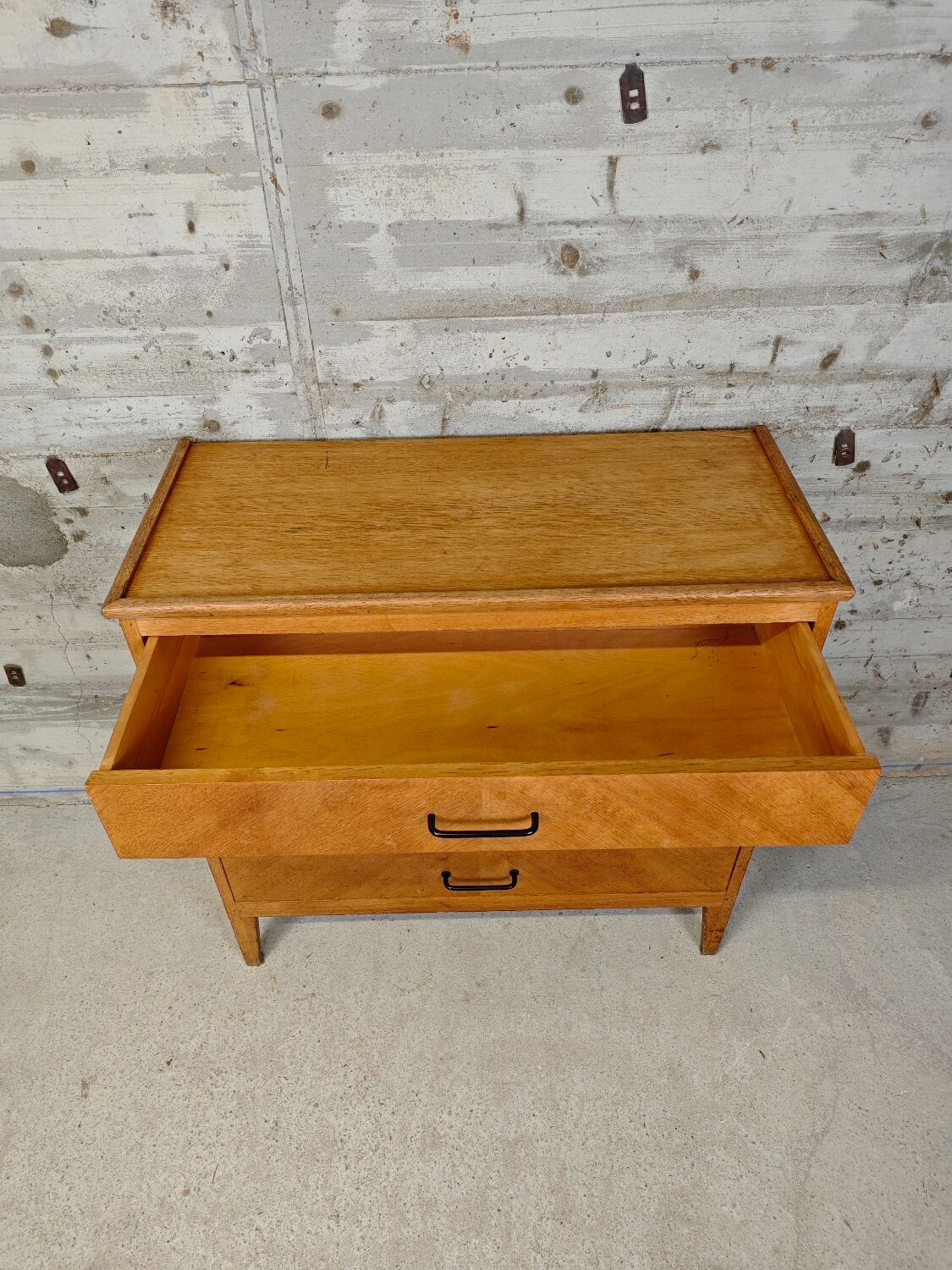 Vintage chest of drawers