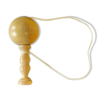 Bilboquet jouet enfant vintage
