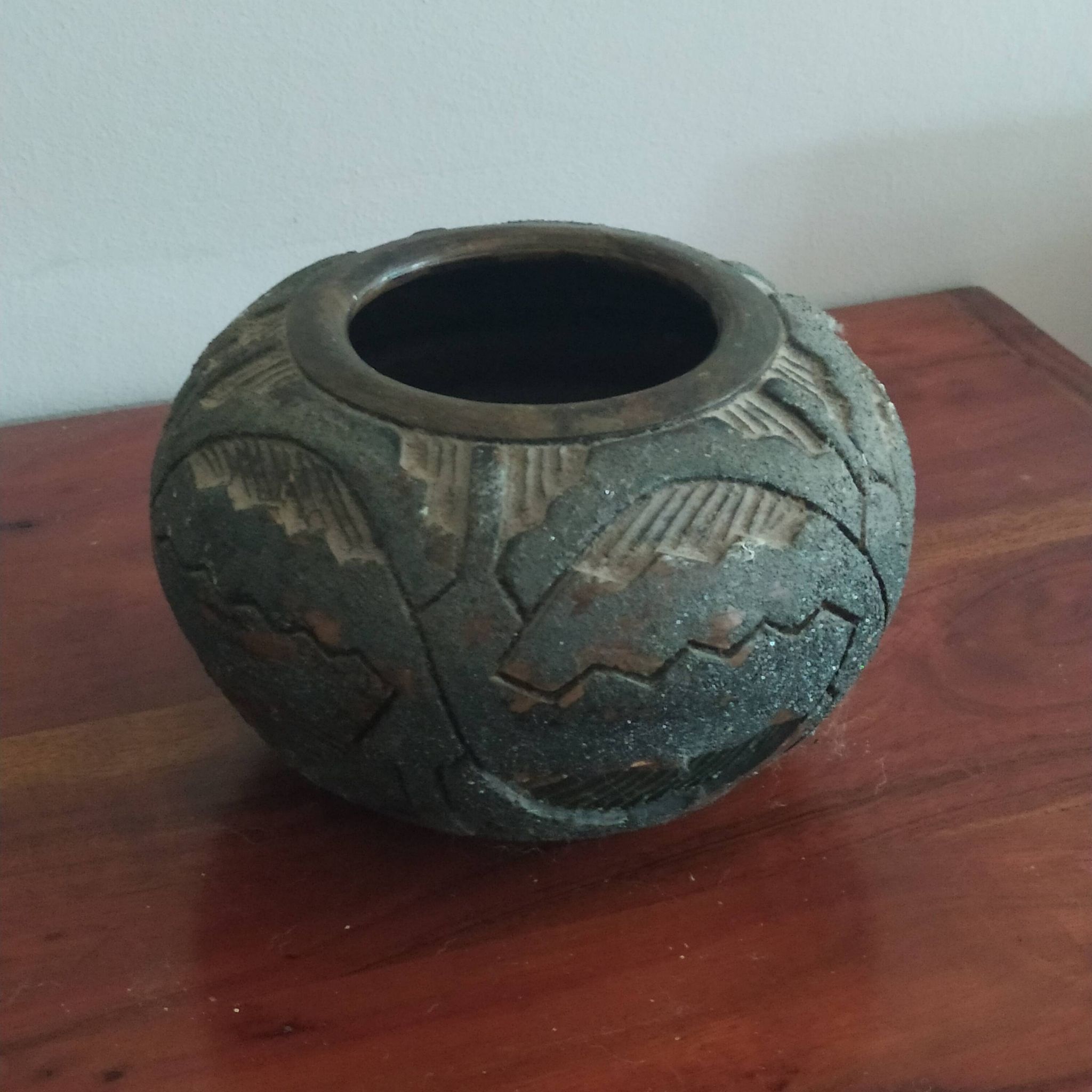Vase boule poterie brésiliene provenance oyapock