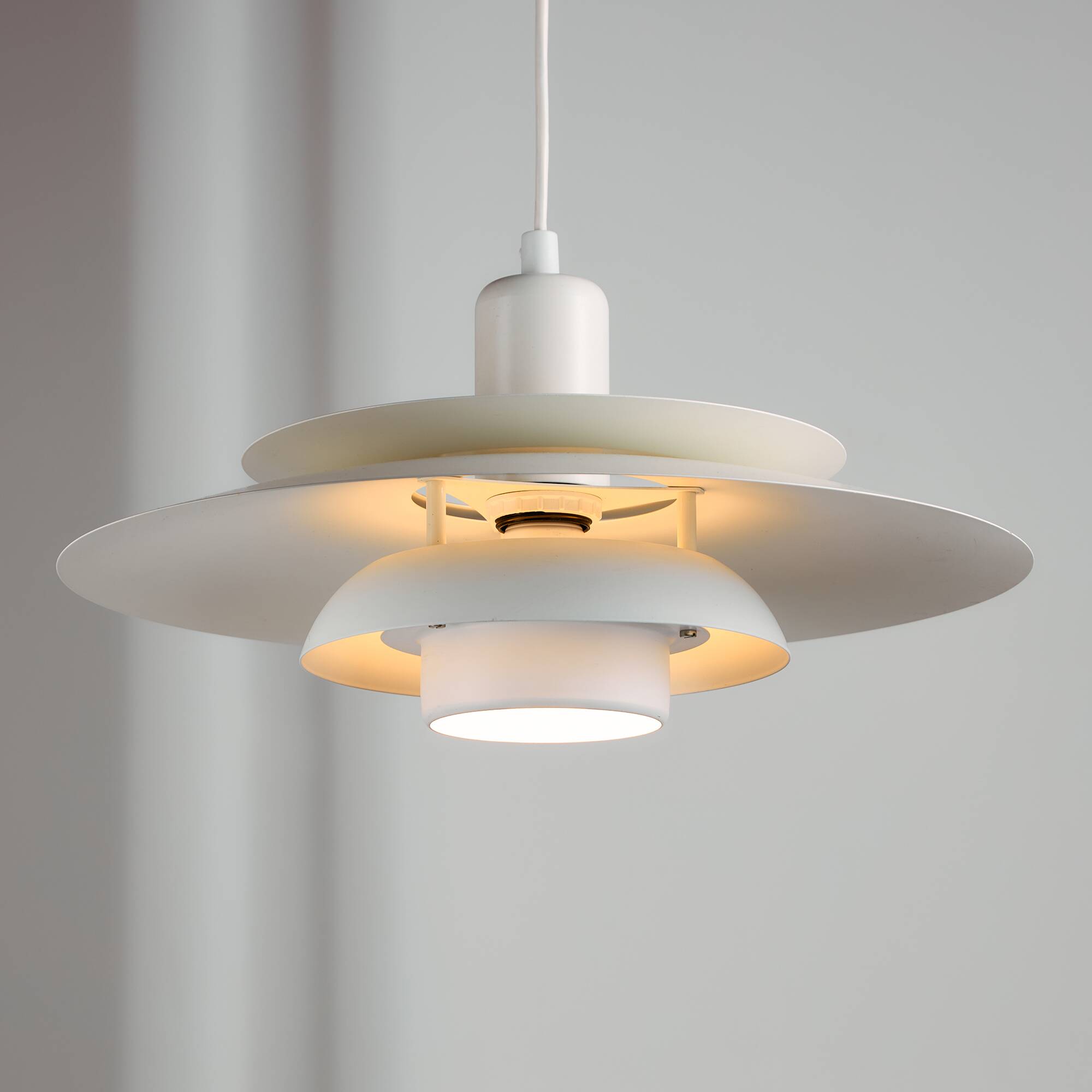 Suspension Type 4756 par Lyskær Belysning