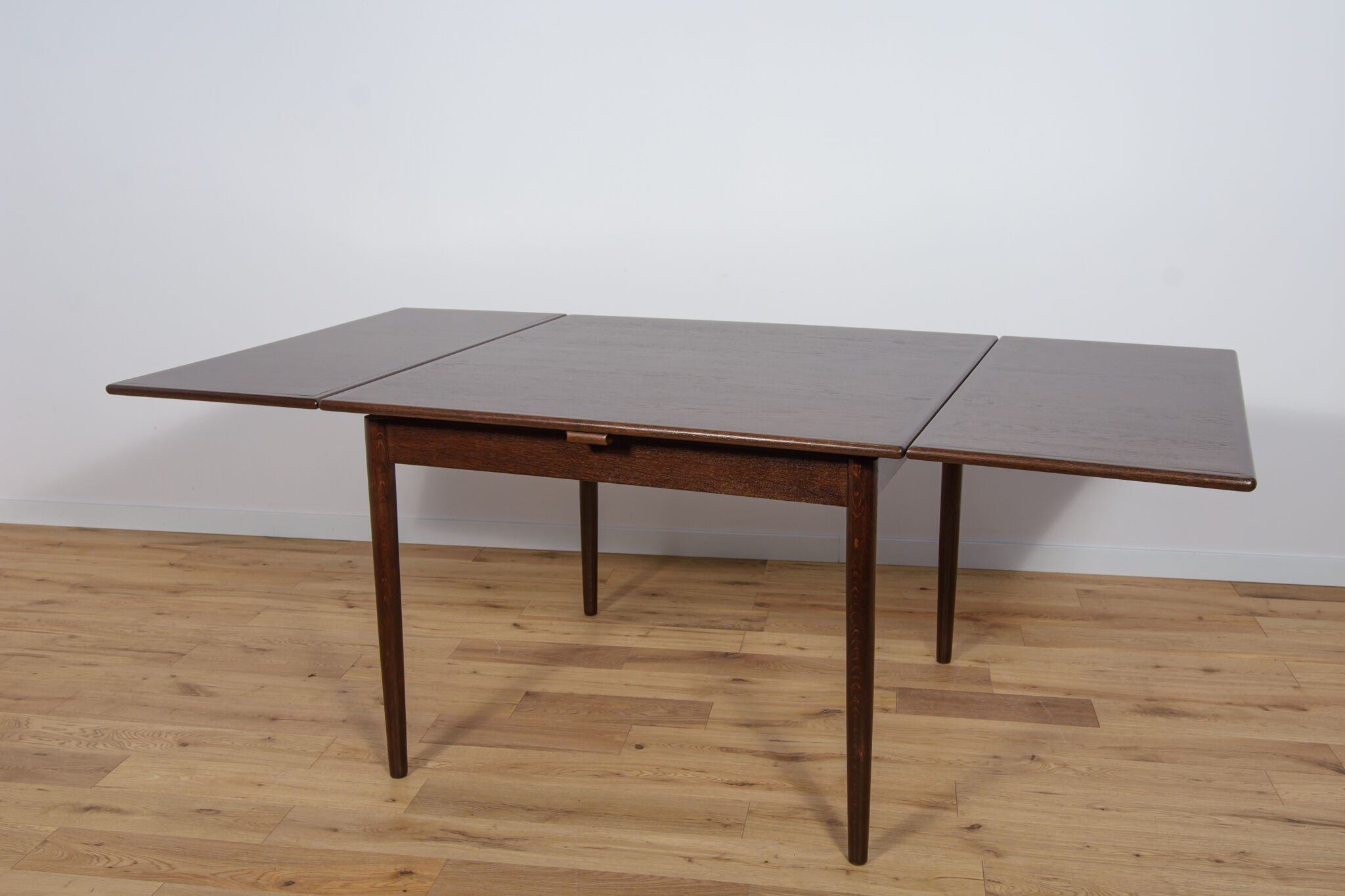 Danish Oak Extendable Dining Table, 1960s