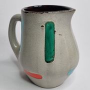 Pichet en céramique signé Bresse aux couleurs vives