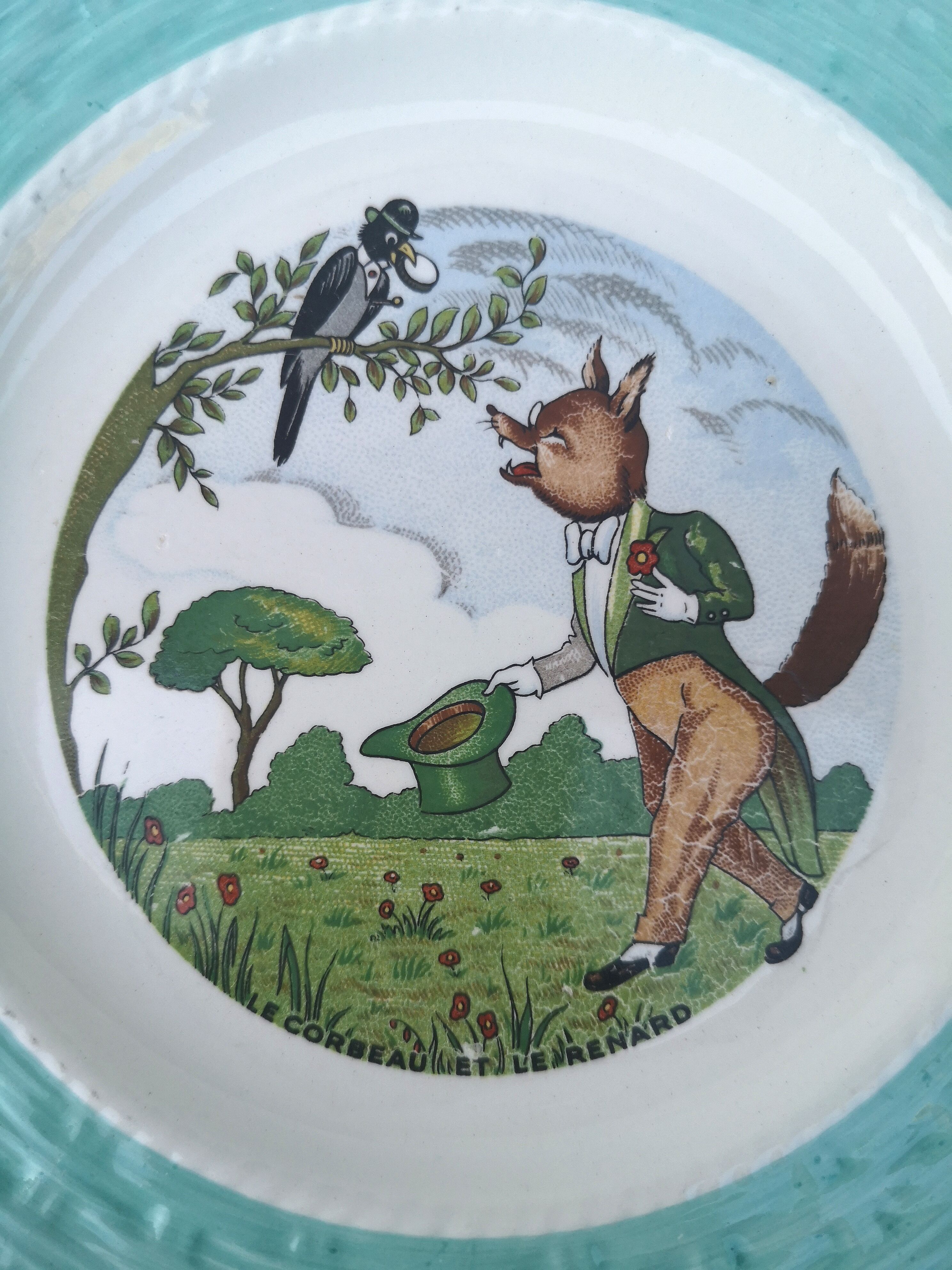 Old dessert plates, talking theme Fables de la Fontaine