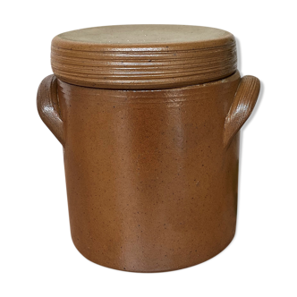 Sandstone salt pot