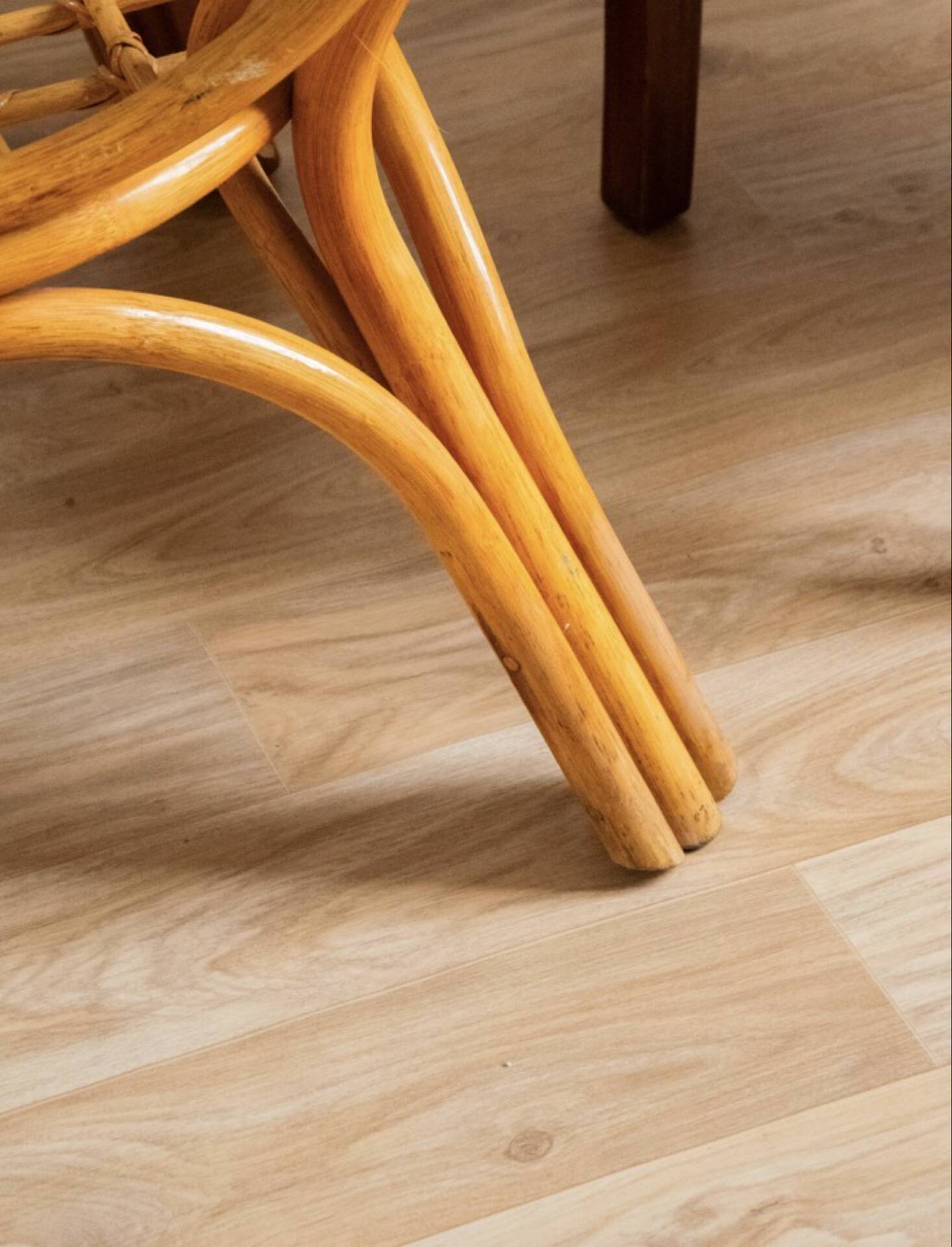 Table en bambou et rotin