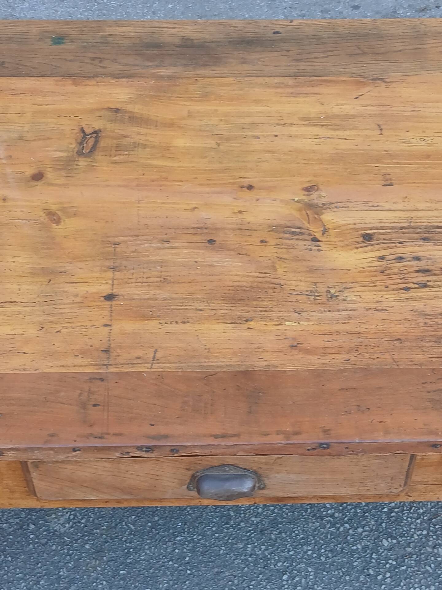 Table basse de ferme