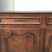 Rustic buffet 18th century support