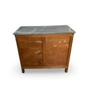 Elegant antique chest of drawers, dating to the early 20th century, ci
