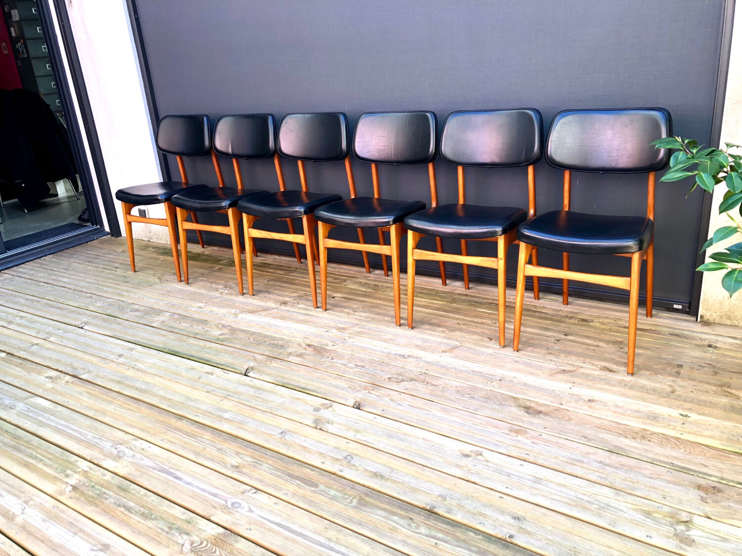 Set of Scandinavian chairs