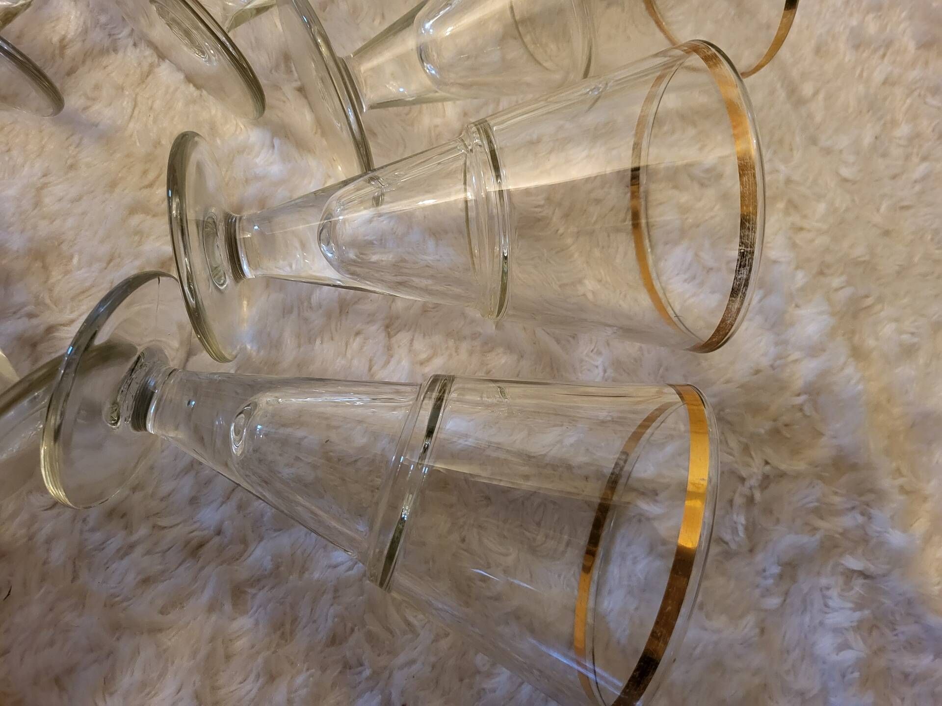 Set of 7 ice cream bowls