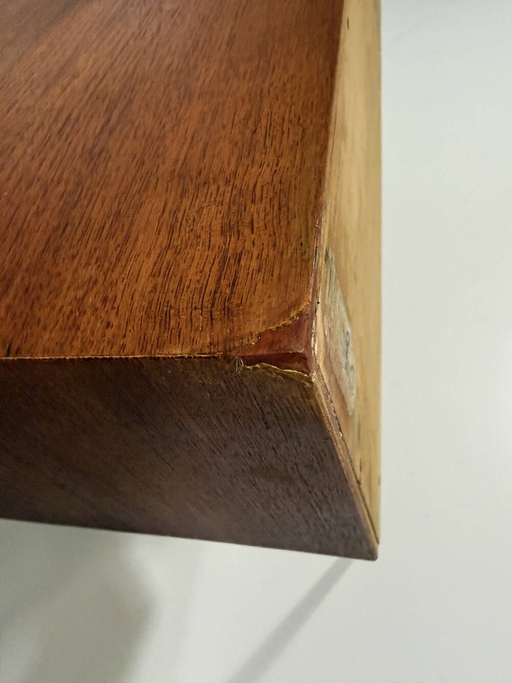 Table console latérale Asko Finland des années 1960.