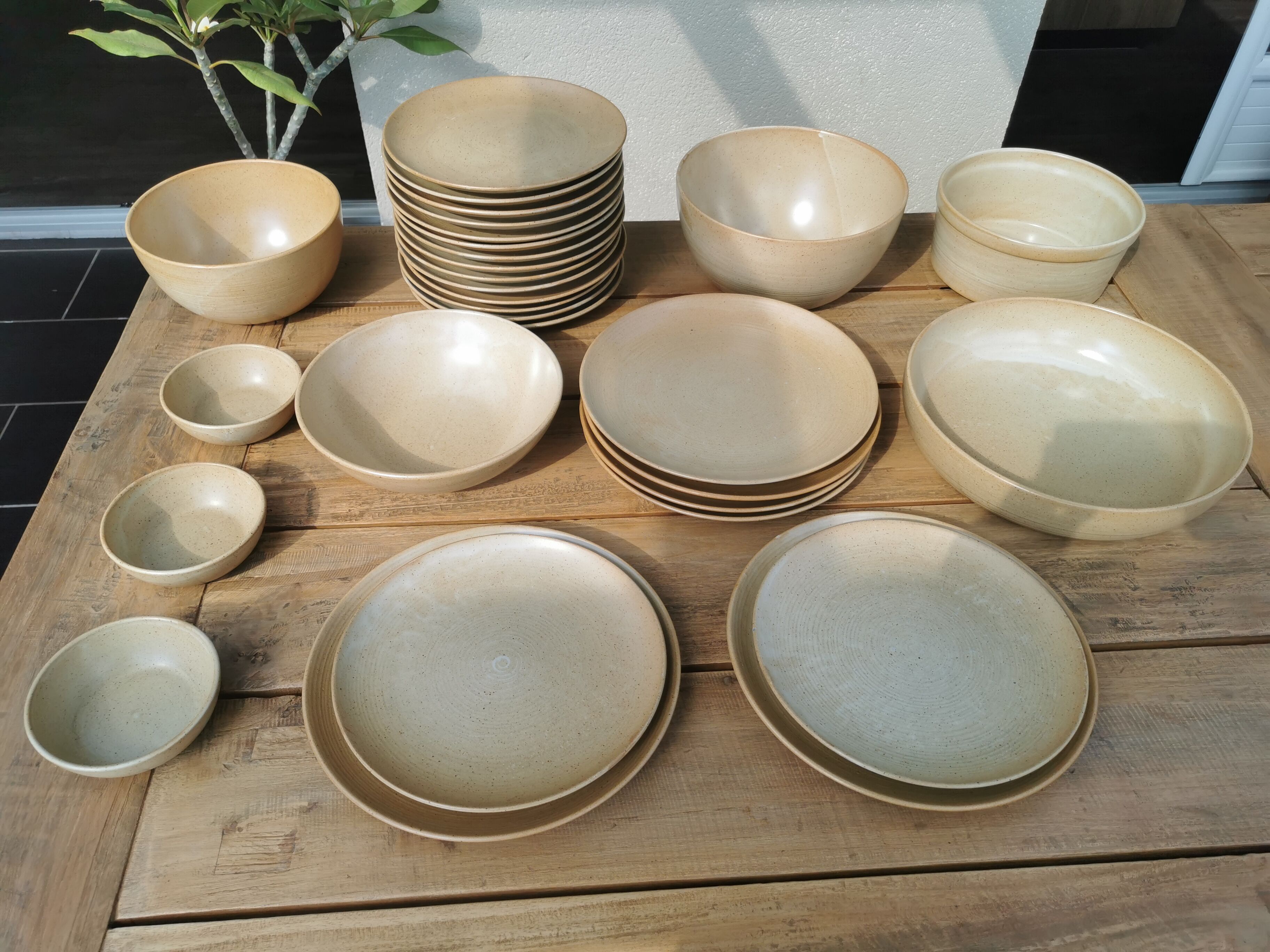 Full service in CNP Village sandstone