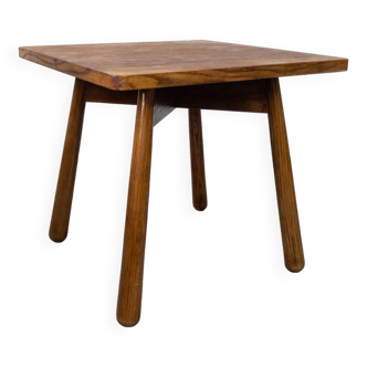 Modernist oak side table by Jan Vaněk for Krásná Jizba