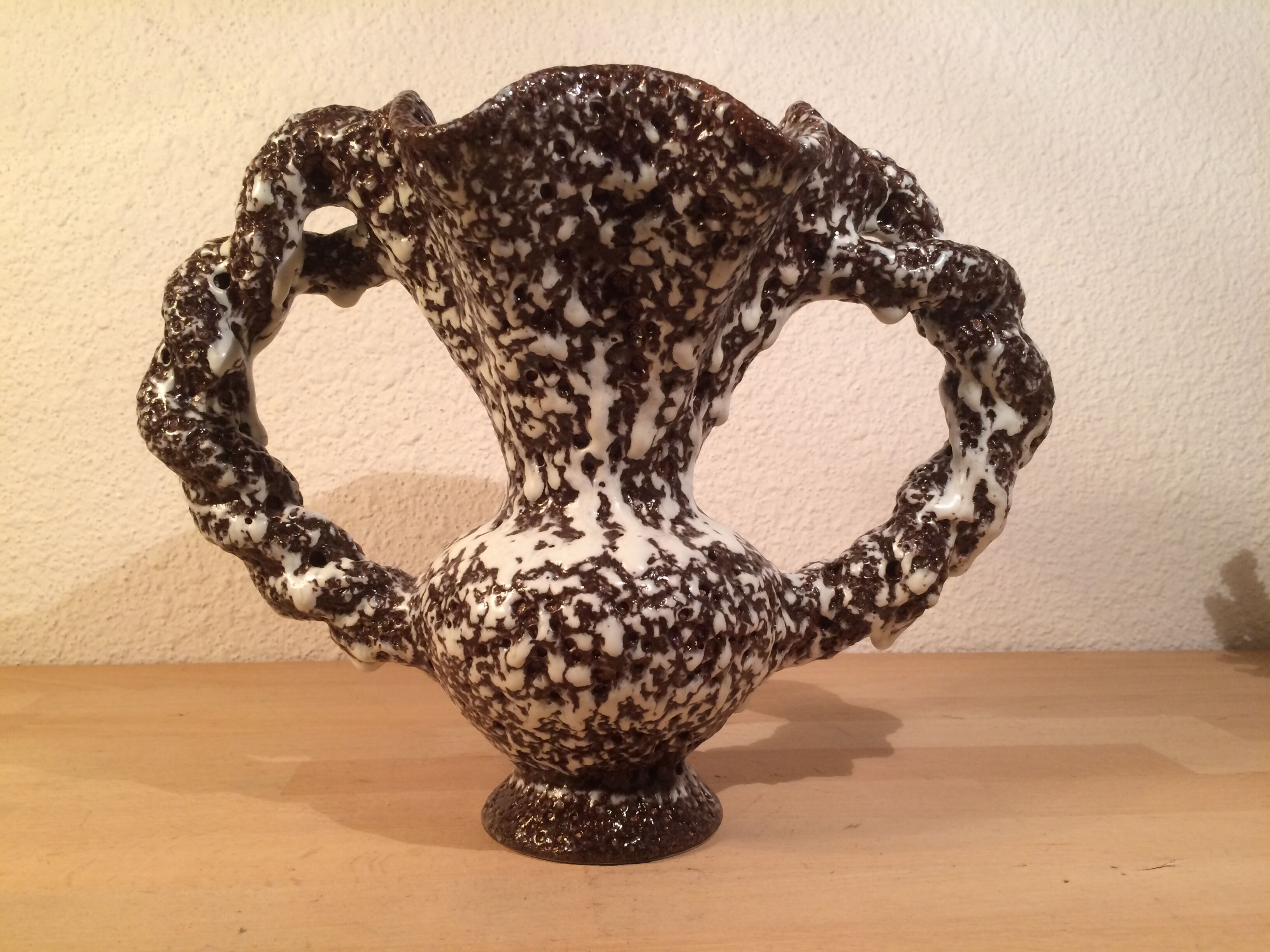 Marius Giuge vase in Vallauris, fat lava ceramic