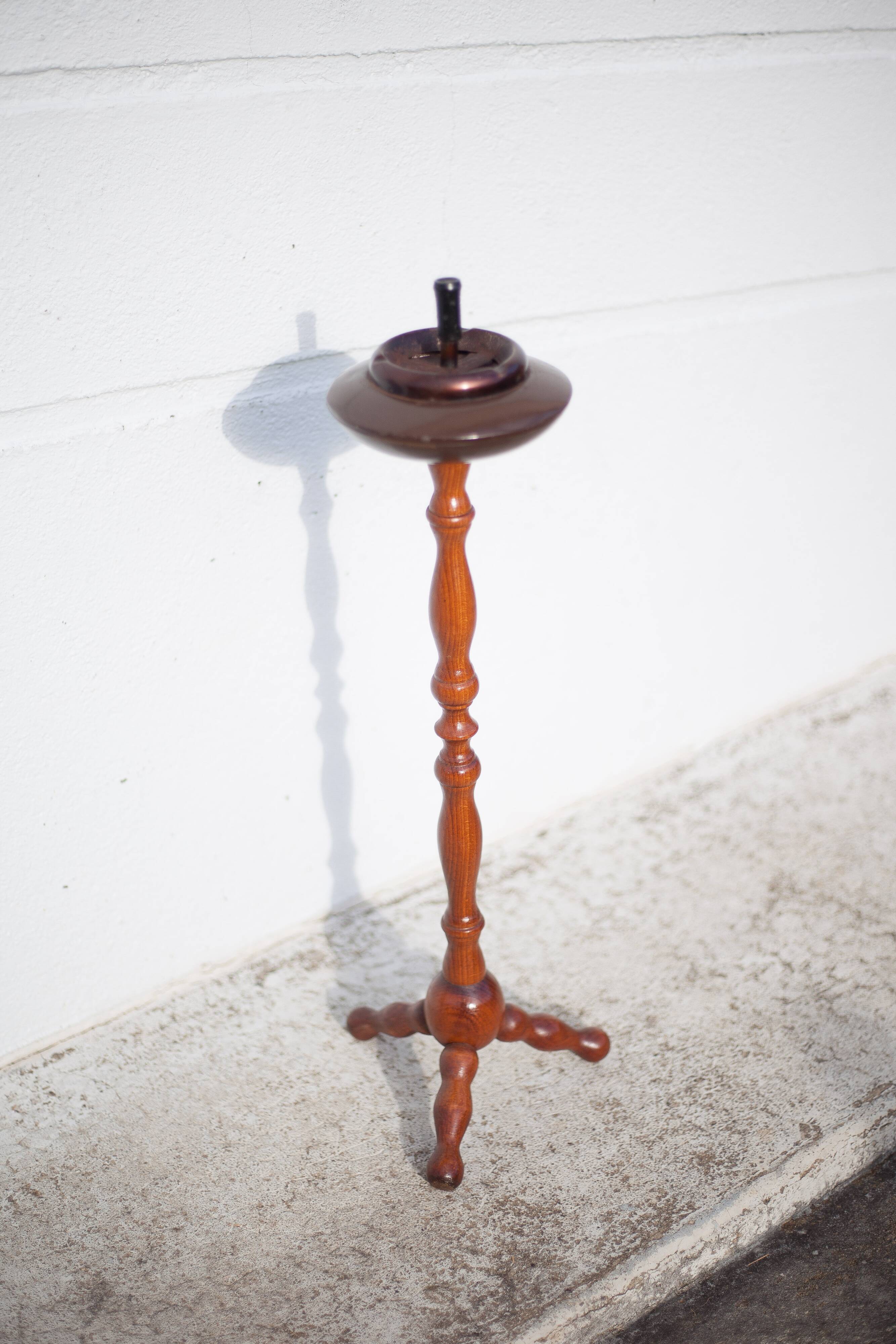 Vintage ashtray, ashtray on tripod wooden foot, push ashtray, tripod ashtray