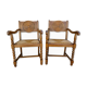 Paire de fauteuils néo-basques, en bois et assise paillée