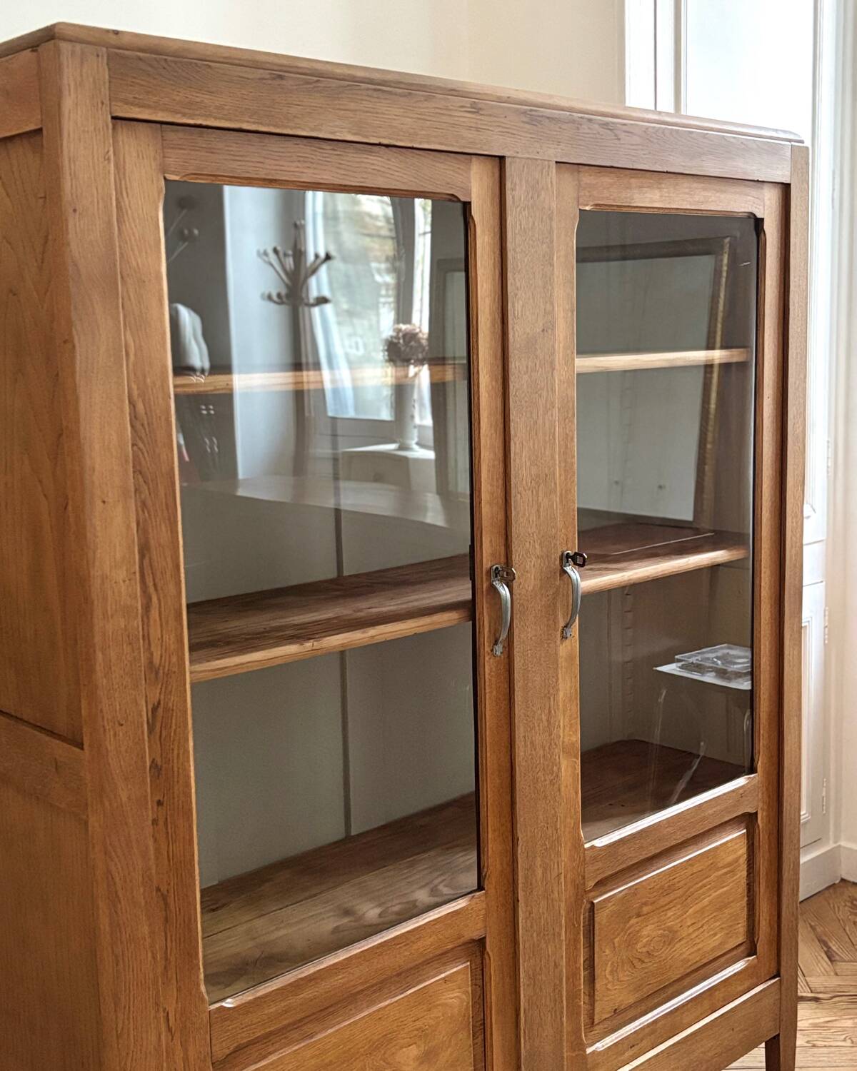 Vintage glass-fronted cabinet (restored)
